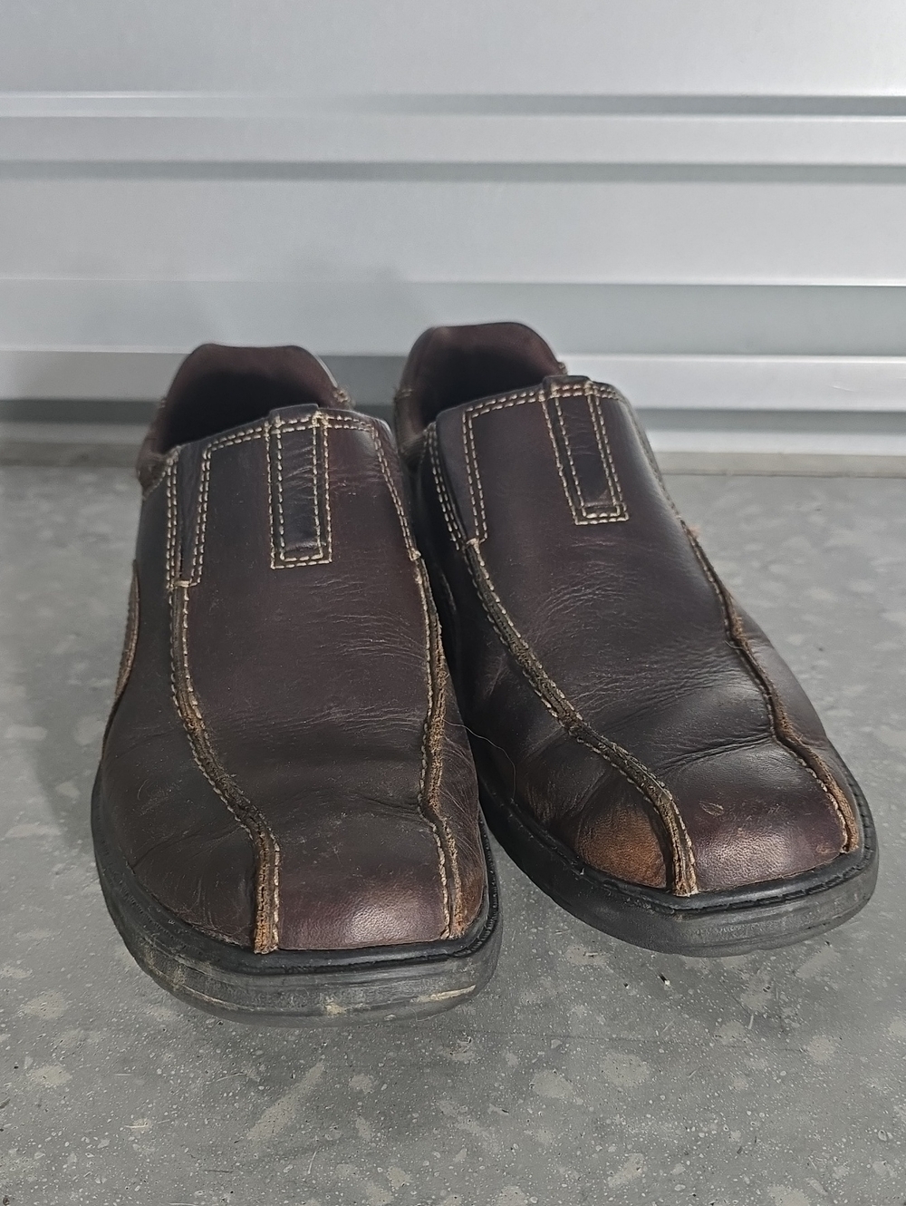 Men's Casual Slip-On Leather Shoes in Dark Brown